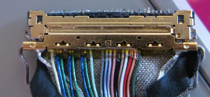 The same rescued EDP connector mated with the cable from my ill laptop.